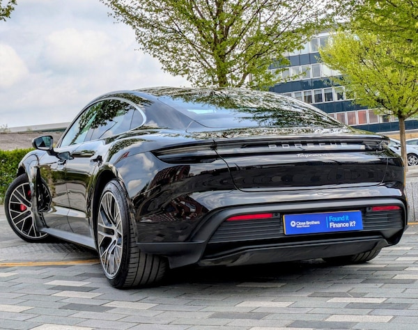 Used Porsche Taycan 2021 for sale - 74506463: Photo 3