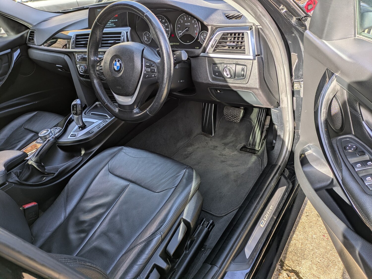 Used BMW 3 Series 2018 for sale - 77572743: Photo 12