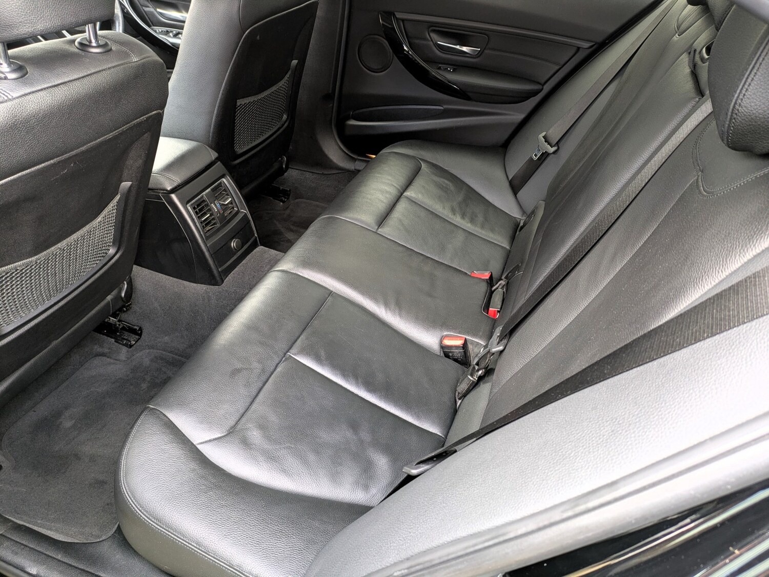 Used BMW 3 Series 2018 for sale - 77572743: Photo 16