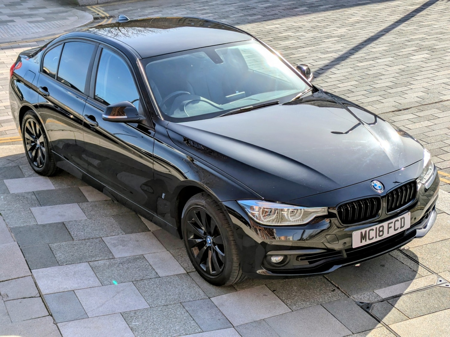 Used BMW 3 Series 2018 for sale - 77572743: Photo 2