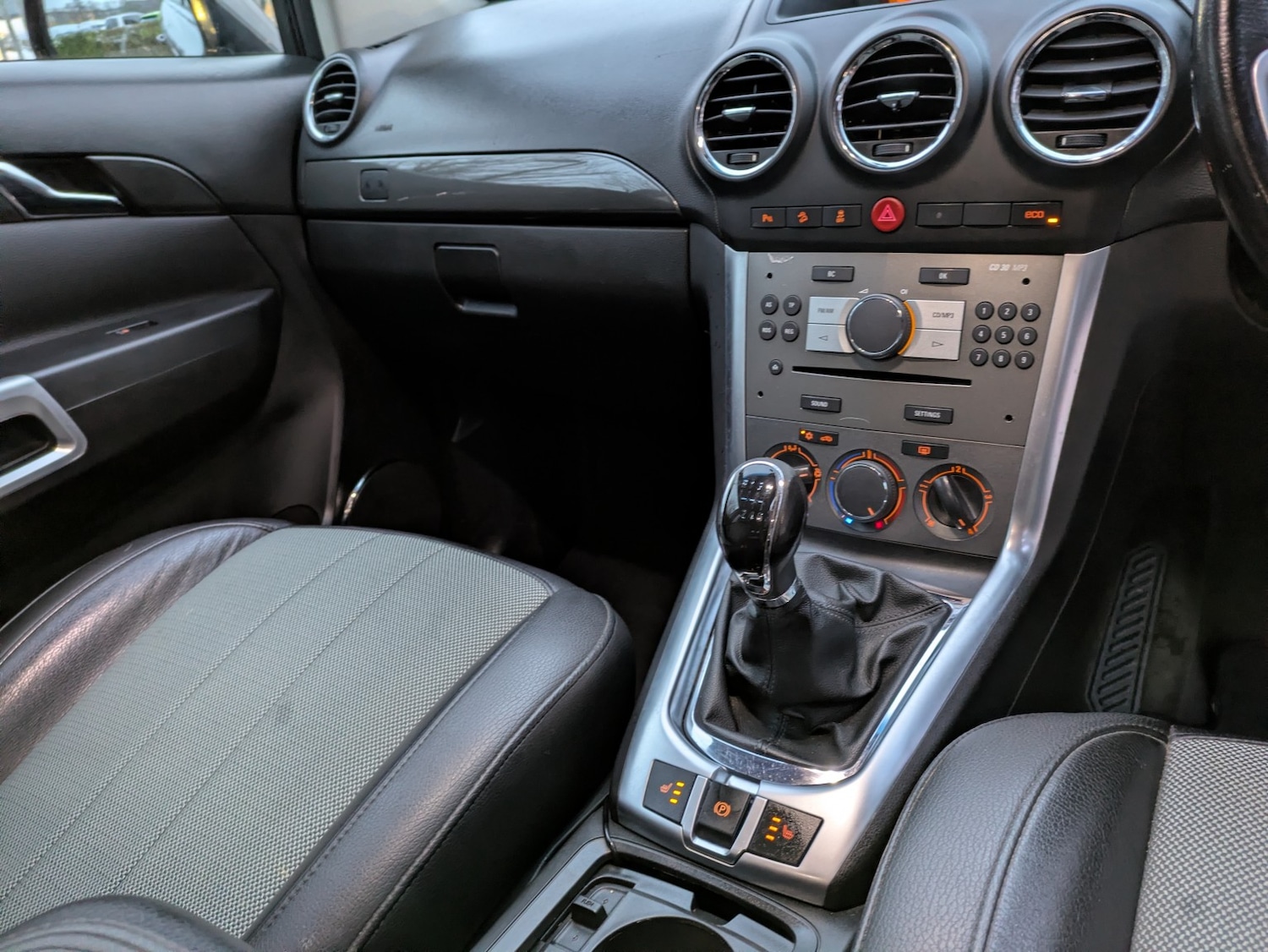 Used Vauxhall Antara 2012 for sale - 77548171: Photo 14