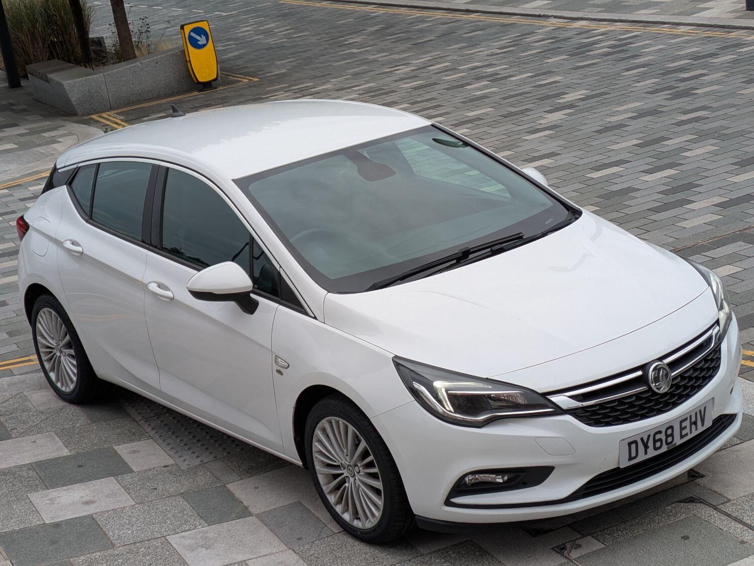 Used Vauxhall Astra 2018 for sale - 76794220: Photo 2