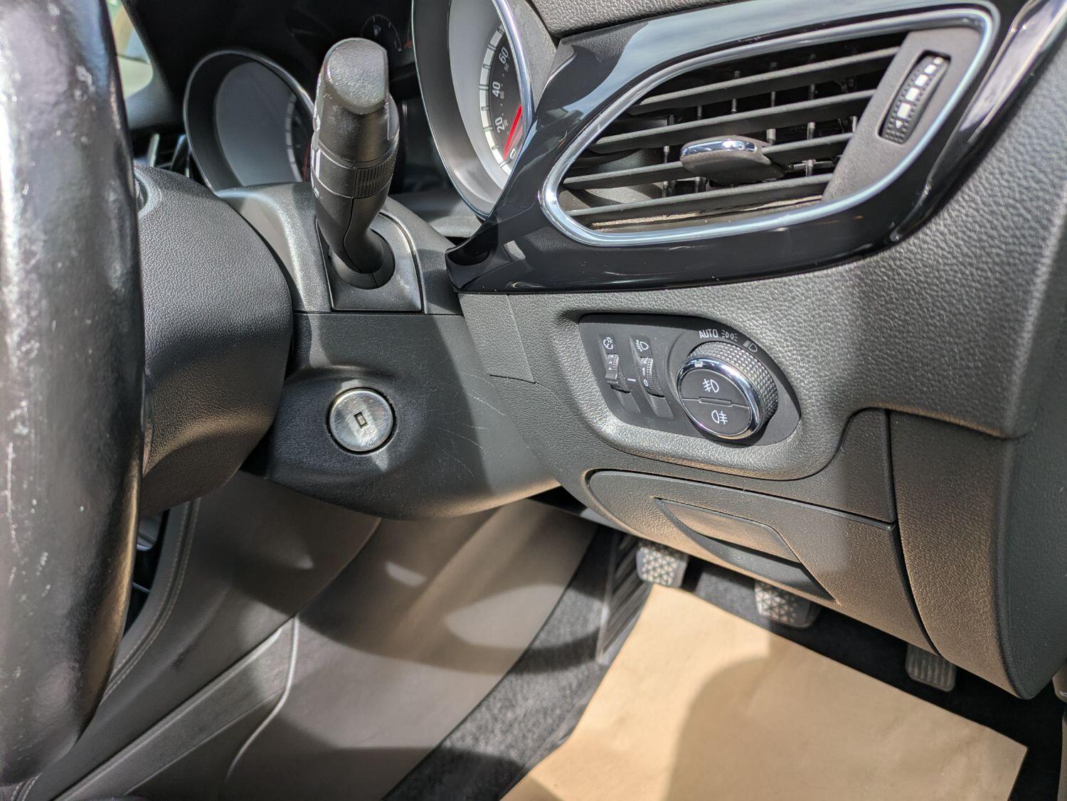 Used Vauxhall Astra 2018 for sale - 76794220: Photo 25