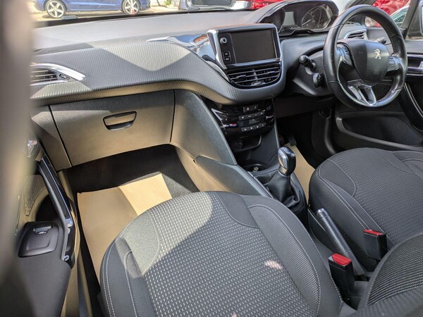 Used Peugeot 208 2019 for sale - 75598884: Photo 11