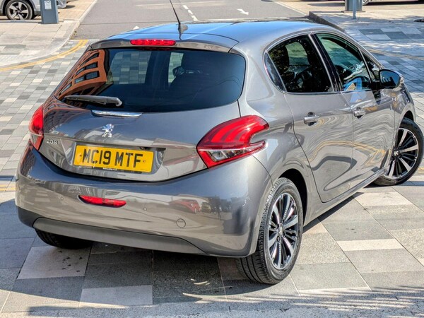 Used Peugeot 208 2019 for sale - 75598884: Photo 25