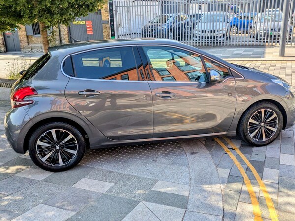 Used Peugeot 208 2019 for sale - 75598884: Photo 5