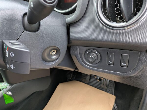 Used Dacia Logan MCV 2018 for sale - 76313955: Photo 20