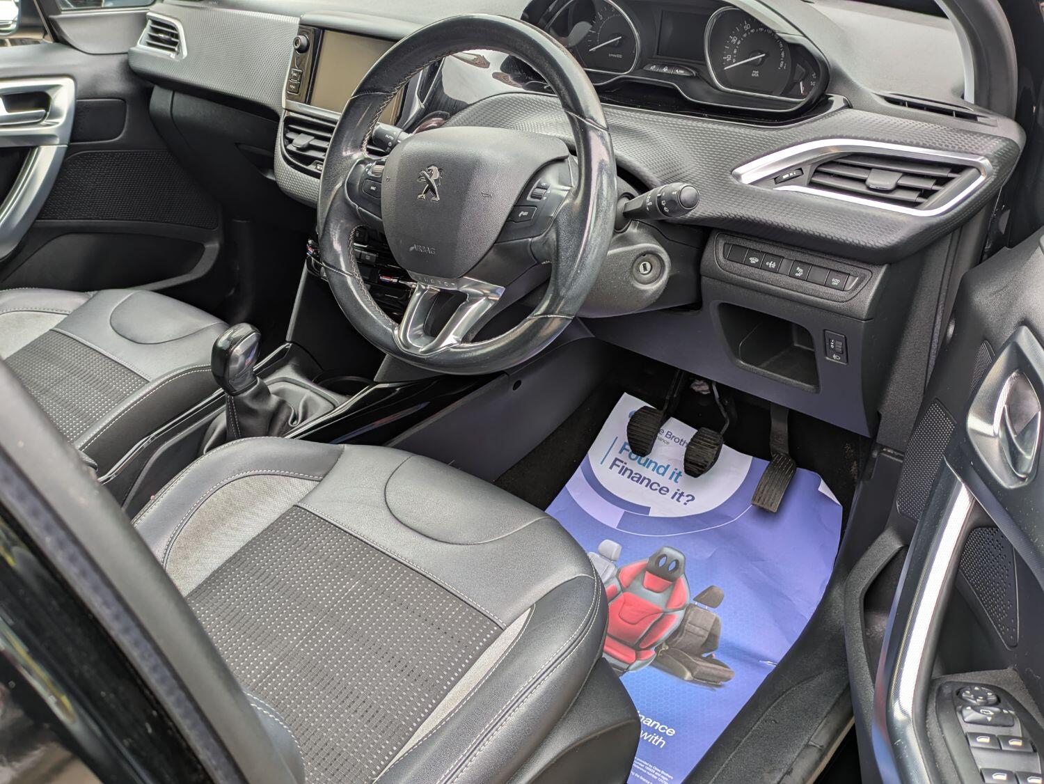 Used Peugeot 2008 2018 for sale - 76218808: Photo 10