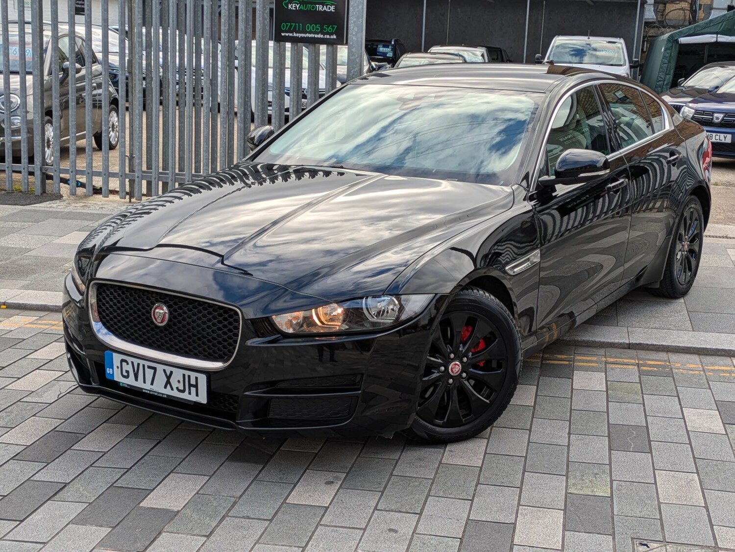 Used Jaguar XE 2017 for sale - 76387369: Photo 19