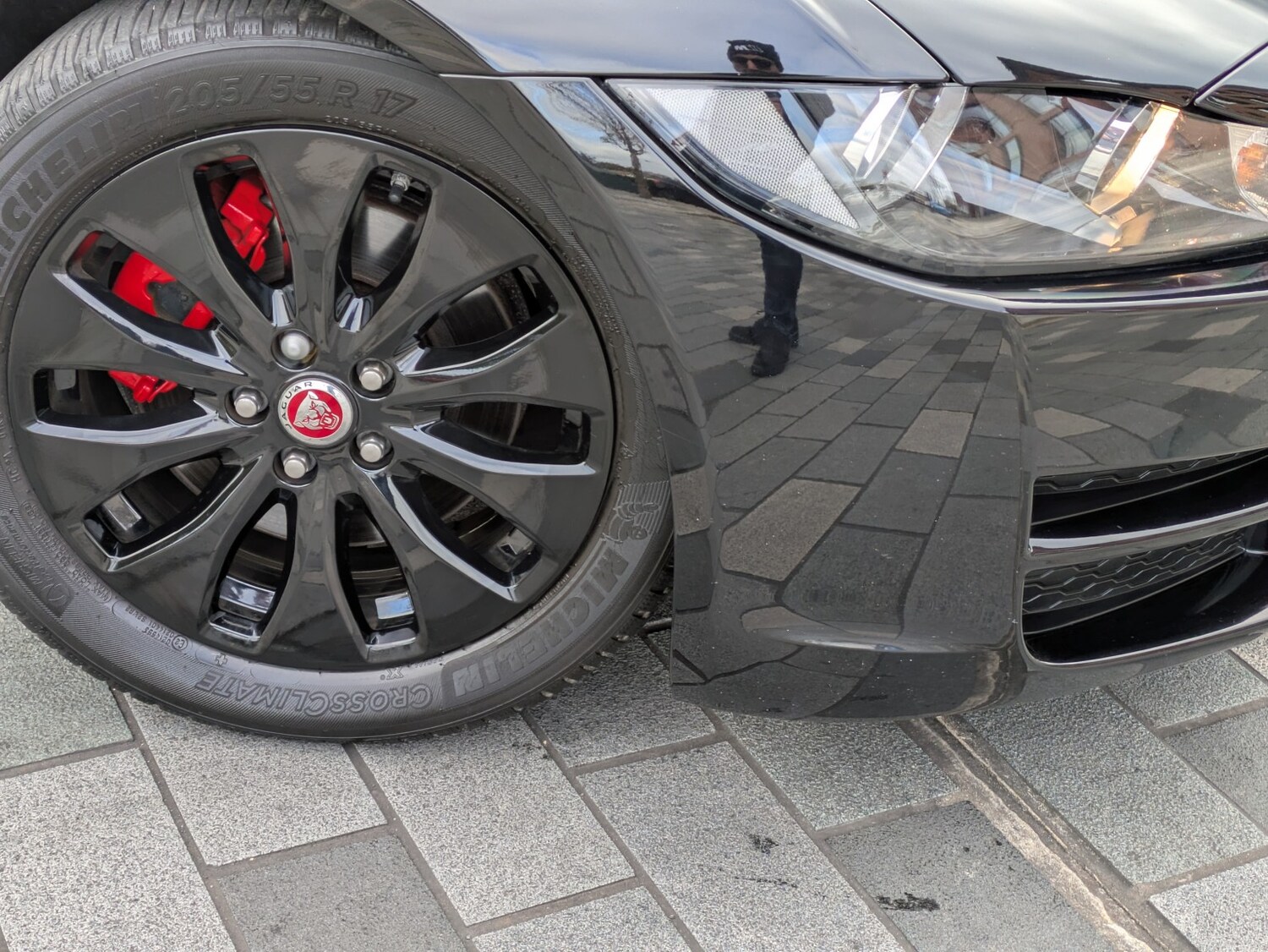 Used Jaguar XE 2017 for sale - 76387369: Photo 23