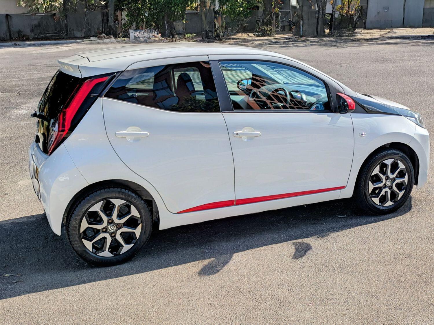 Vehicle 5