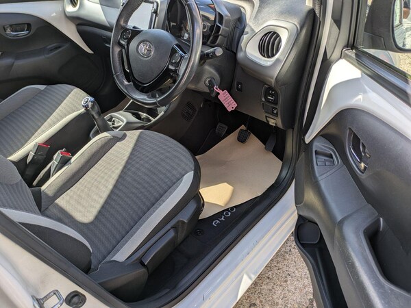 Used Toyota AYGO 2019 for sale - 75598848: Photo 9