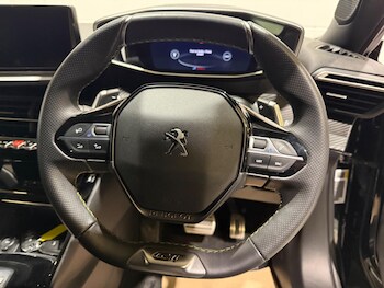 Used Peugeot 2008 2022 for sale - 77351386: Photo