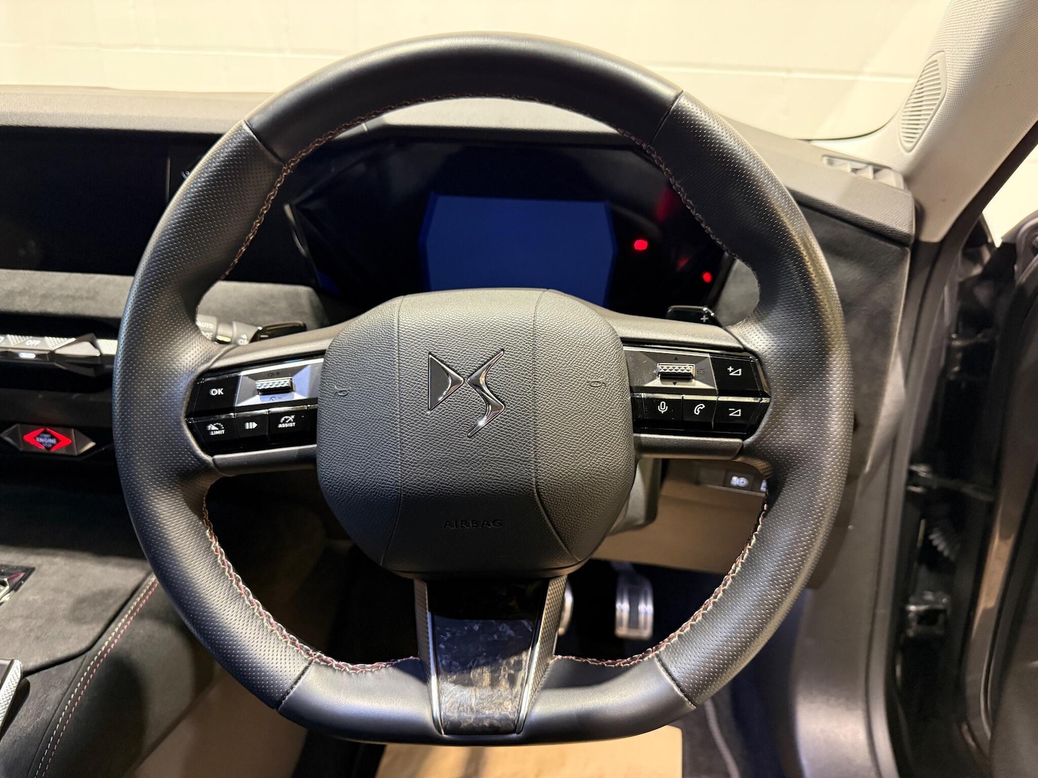 Used DS Automobiles DS 4 2024 for sale - 77142935: Photo 3