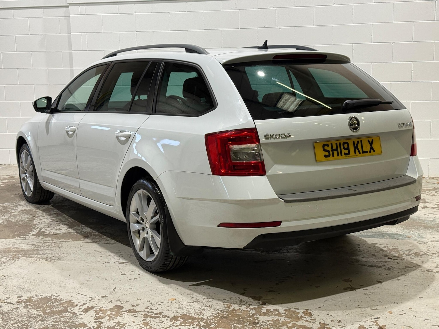 Used Skoda Octavia 2019 for sale - 77344710: Photo 2
