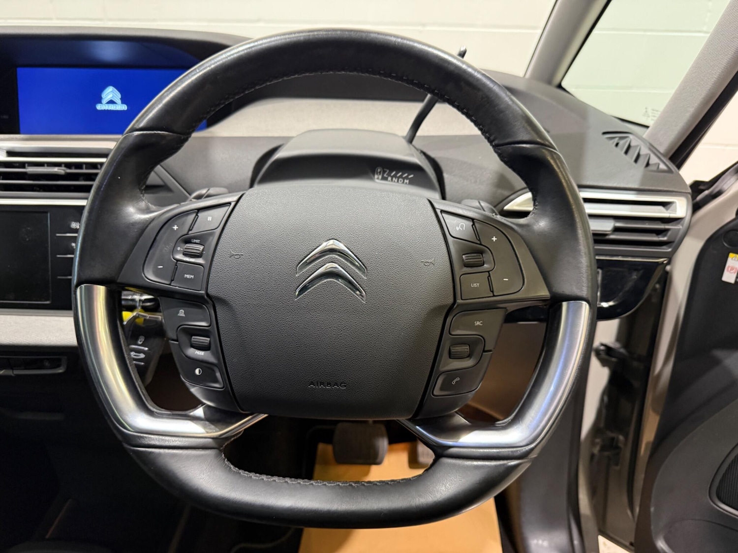 Used Citroen Grand C4 Picasso 2022 for sale - 77611811: Photo 3