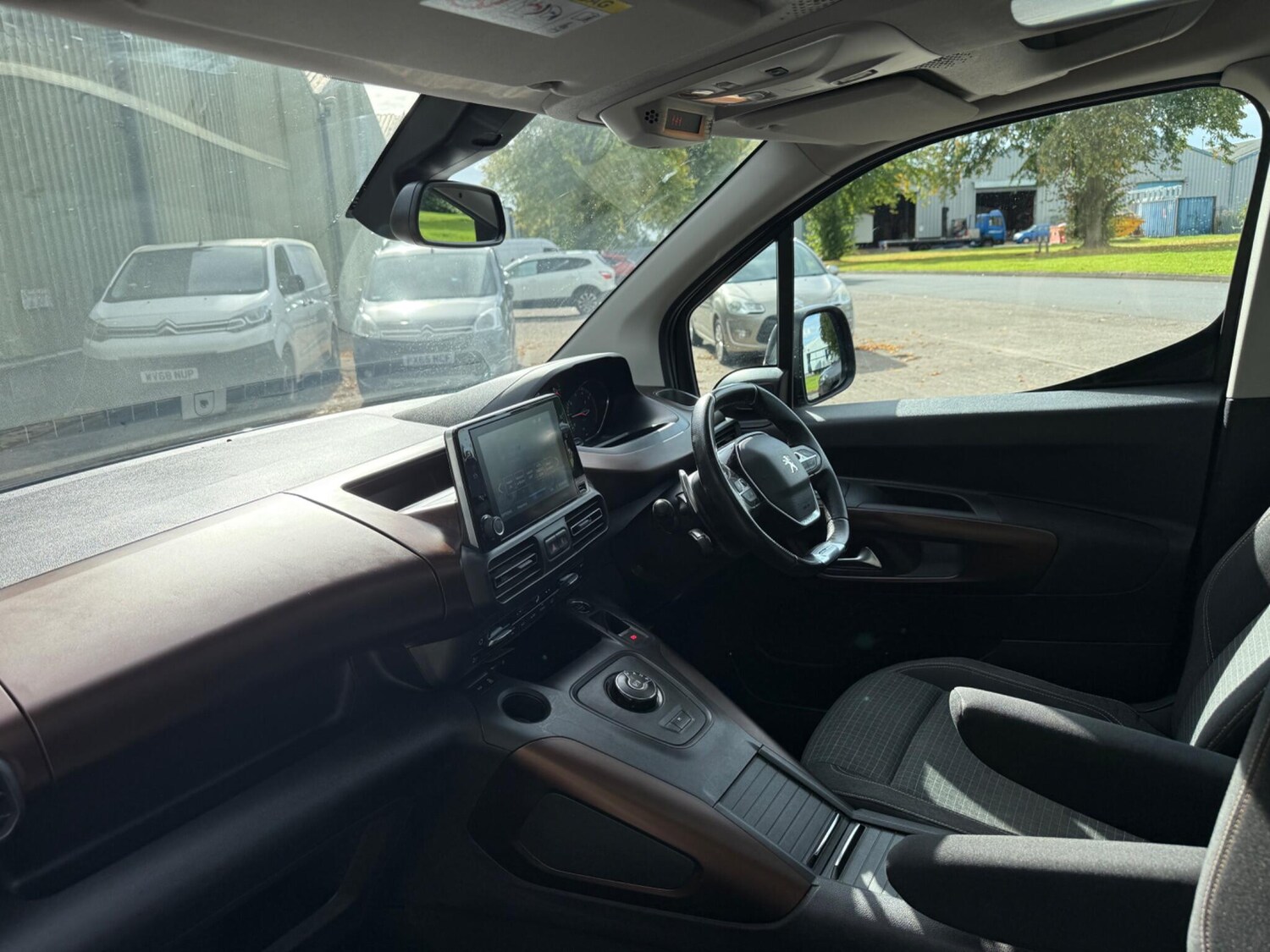 Used Peugeot Rifter 2019 for sale - 76549273: Photo 24