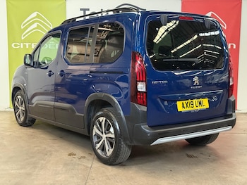 Used Peugeot Rifter 2019 for sale - 76549273: Photo