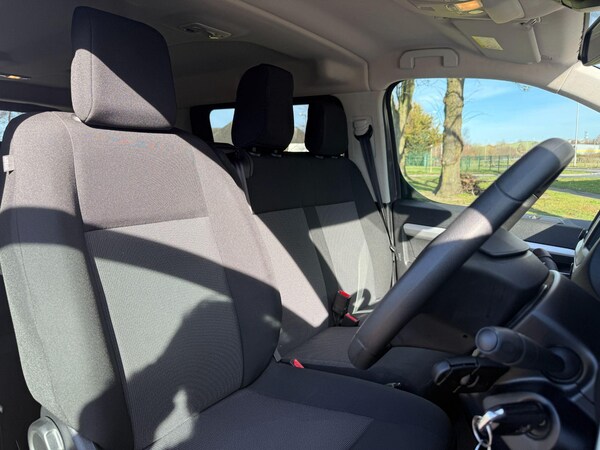 Used Peugeot Traveller 2019 for sale - 74095559: Photo 21