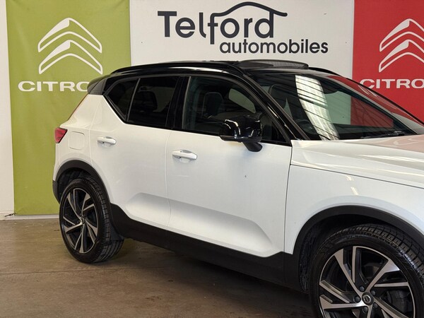 Used Volvo XC40 for sale - 76215669: Photo 11
