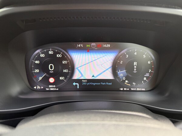 Used Volvo XC40 for sale - 76215669: Photo 19