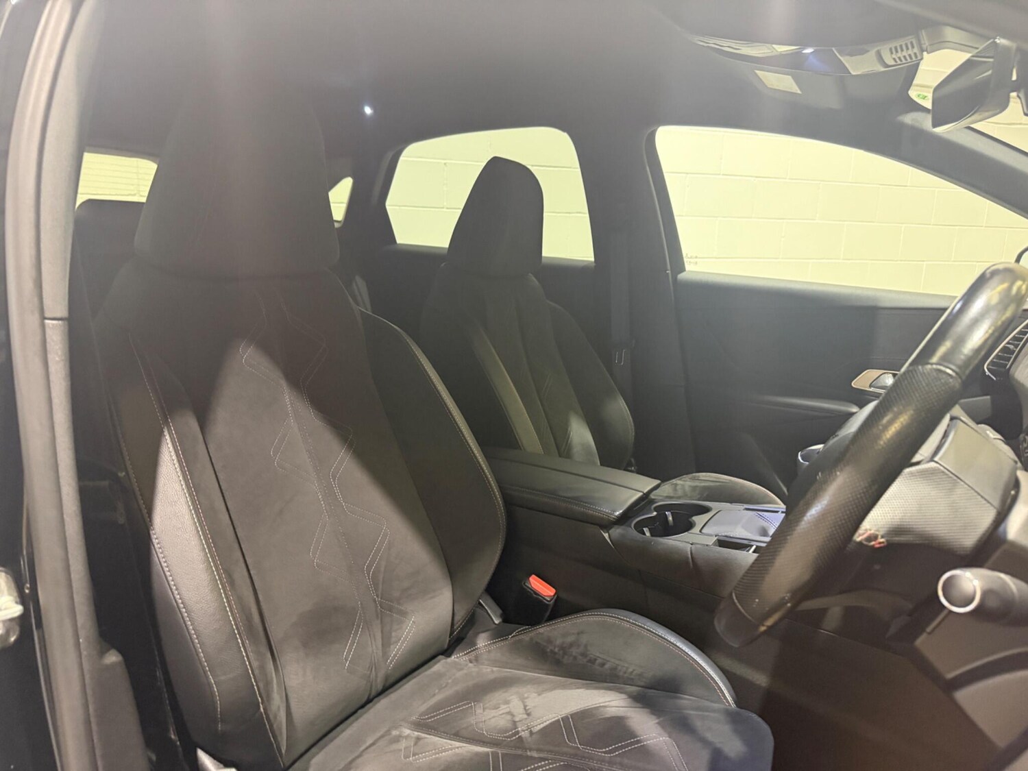 Used DS Automobiles DS 7 Crossback 2018 for sale - 77611603: Photo 12