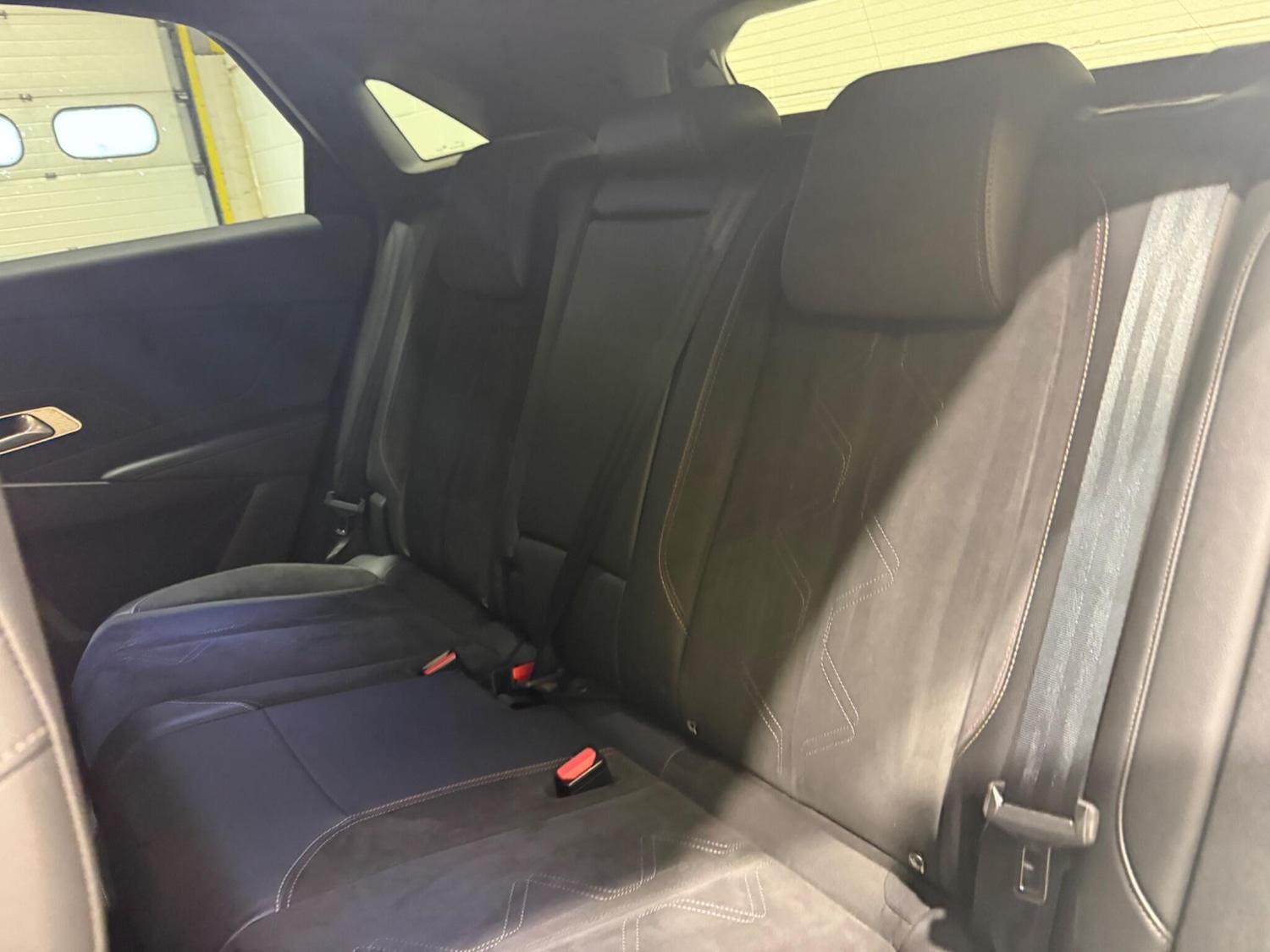 Used DS Automobiles DS 7 Crossback 2018 for sale - 77611603: Photo 15