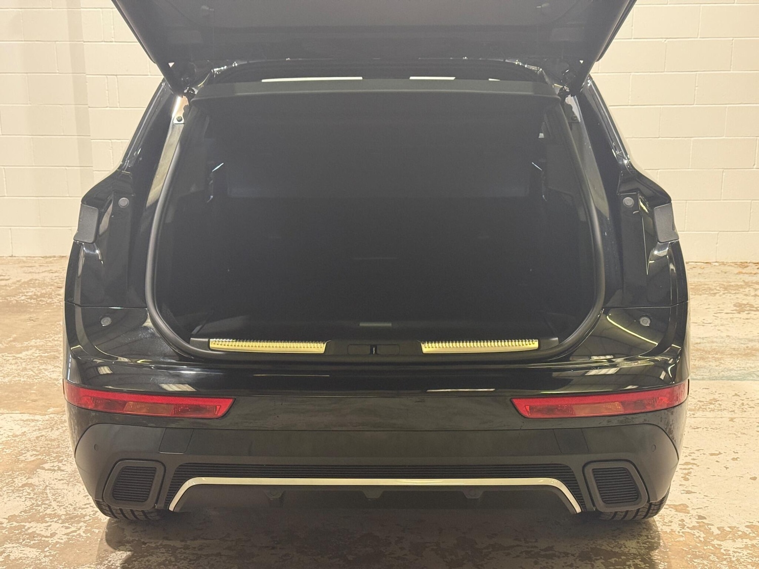 Used DS Automobiles DS 7 Crossback 2018 for sale - 77611603: Photo 23