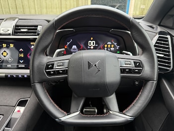 Used DS Automobiles DS 7 Crossback 2022 for sale - 76042885: Photo