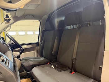 Used Volkswagen Transporter 2016 for sale - 79158302: Photo