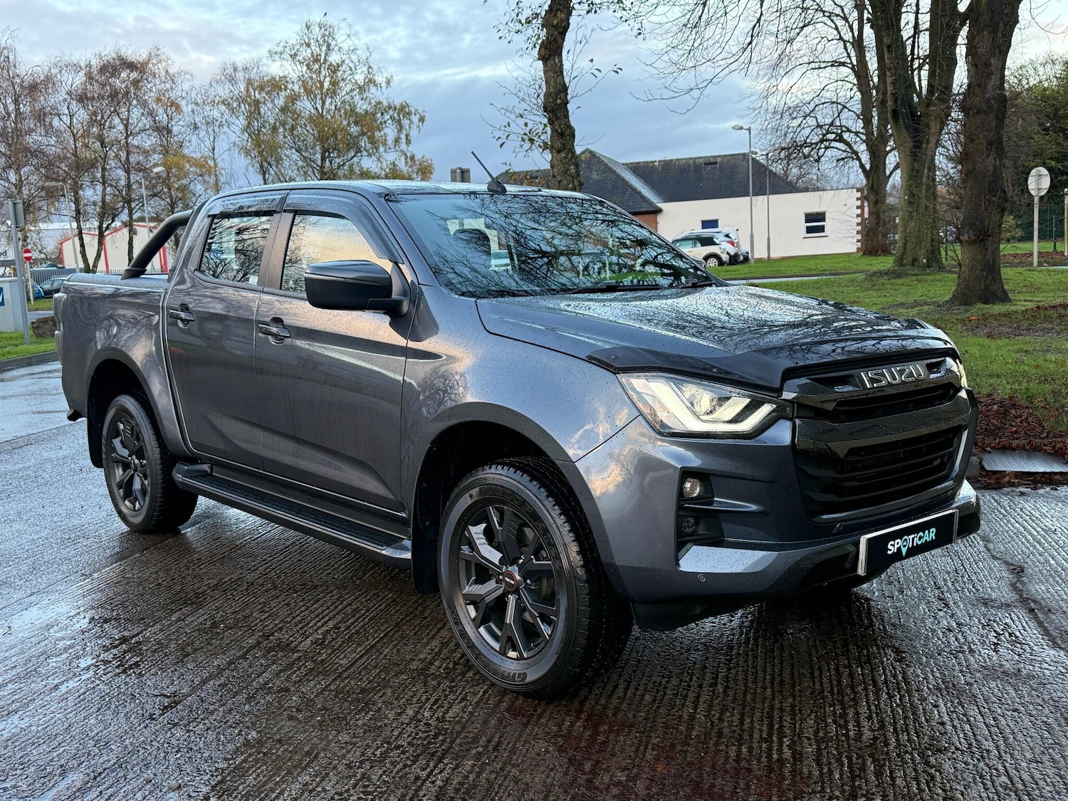 Used Isuzu D-Max 2023 for sale - 76597149: Photo 1