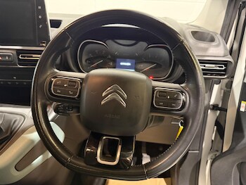 Used Citroen Berlingo 2019 for sale - 77215803: Photo