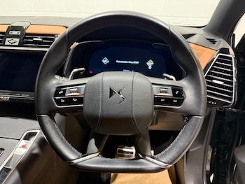 Used DS Automobiles DS 7 Crossback 2021 for sale - 76728162: Photo