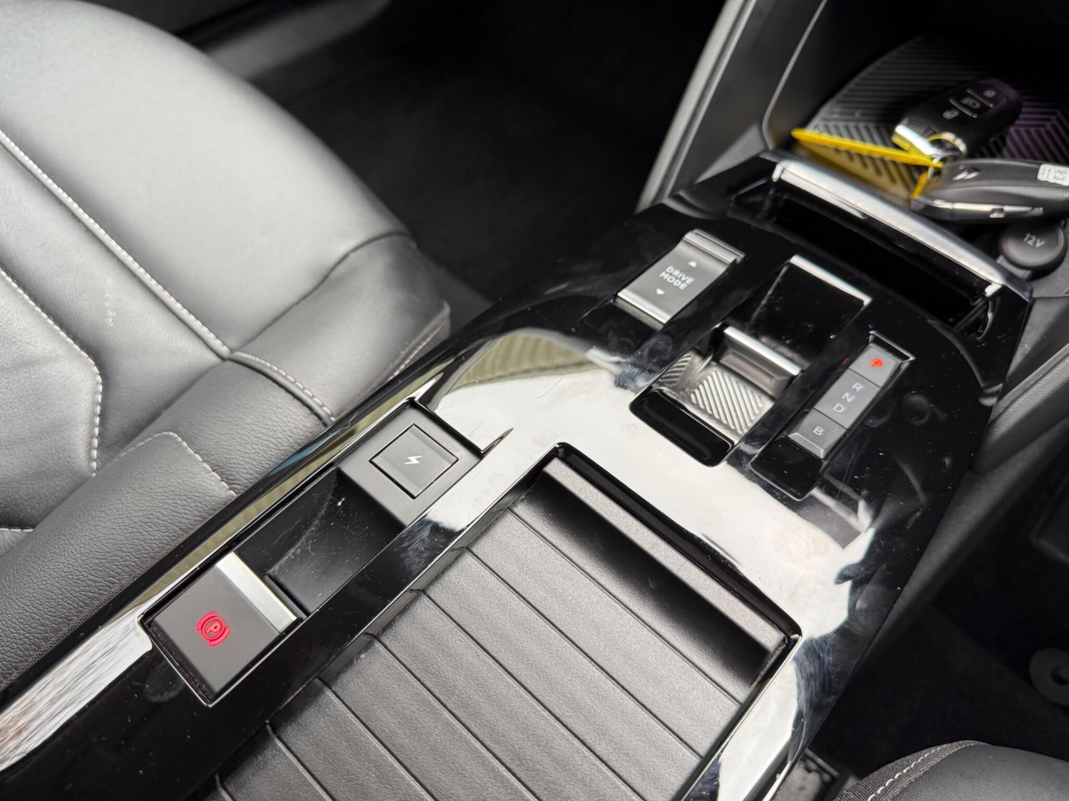 Used Citroen e-C4 2021 for sale - 76214990: Photo 21