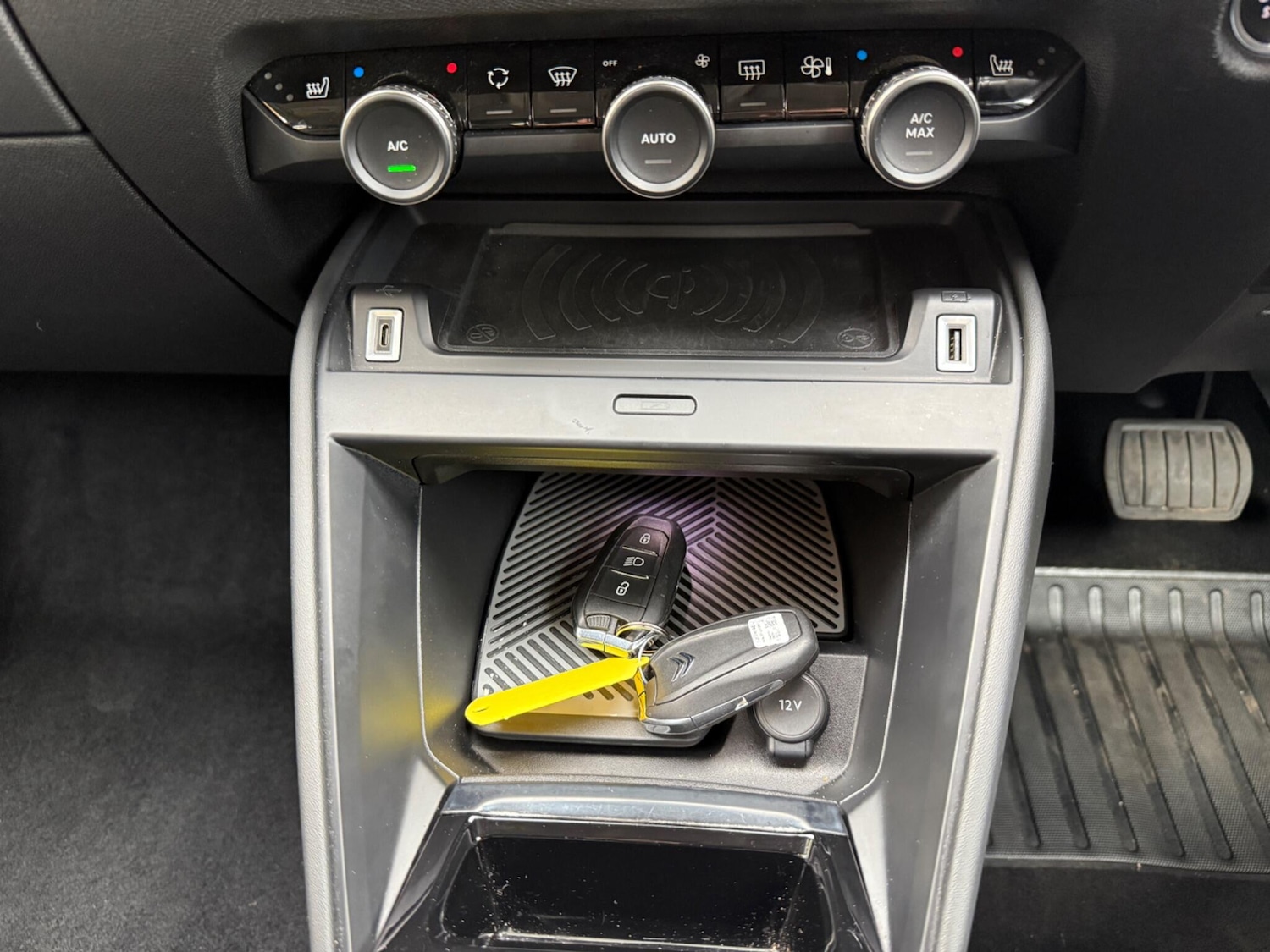 Used Citroen e-C4 2021 for sale - 76214990: Photo 22