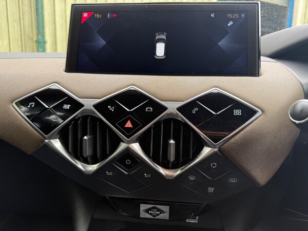 Used DS Automobiles DS 3 Crossback 2020 for sale - 74477108: Photo 15