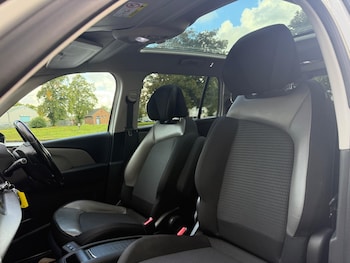 Used Citroen C4 Grand Picasso 2018 for sale - 75707891: Photo
