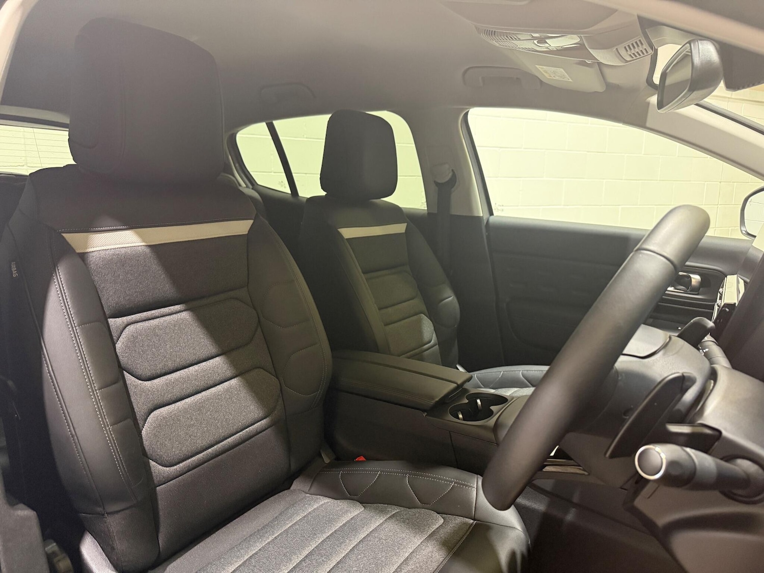 Used Citroen C5 Aircross 2024 for sale - 76918649: Photo 9