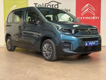2024 (24) - 52kWh PLUS M Auto 5dr (7.4kW Charger)
