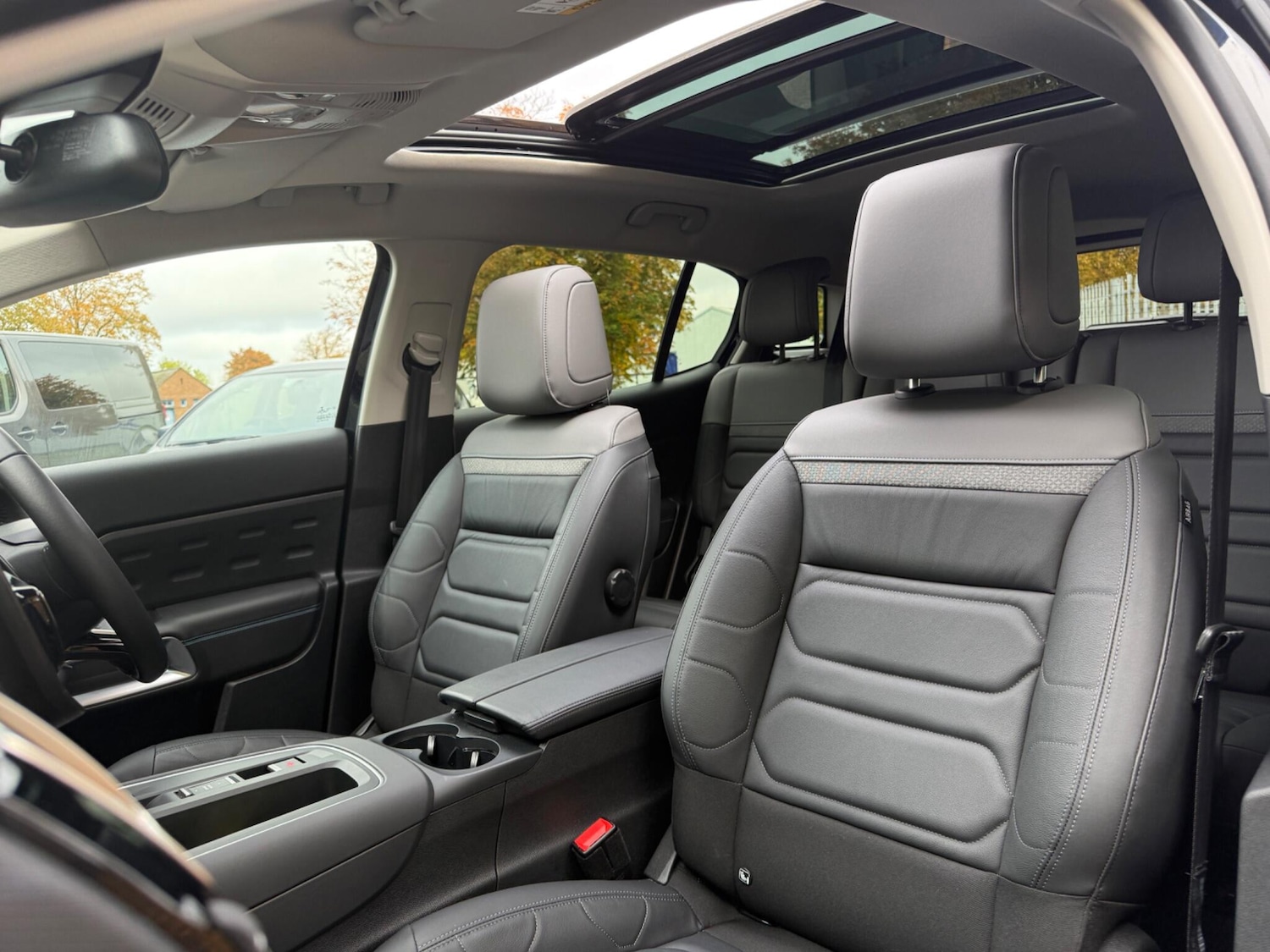 Used Citroen C5 Aircross 2023 for sale - 76137436: Photo 4