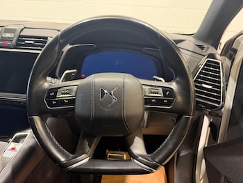 Used DS Automobiles DS 7 Crossback 2018 for sale - 77853074: Photo