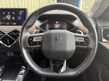 Used DS Automobiles DS 3 Crossback 2019 for sale - 76259943: Photo
