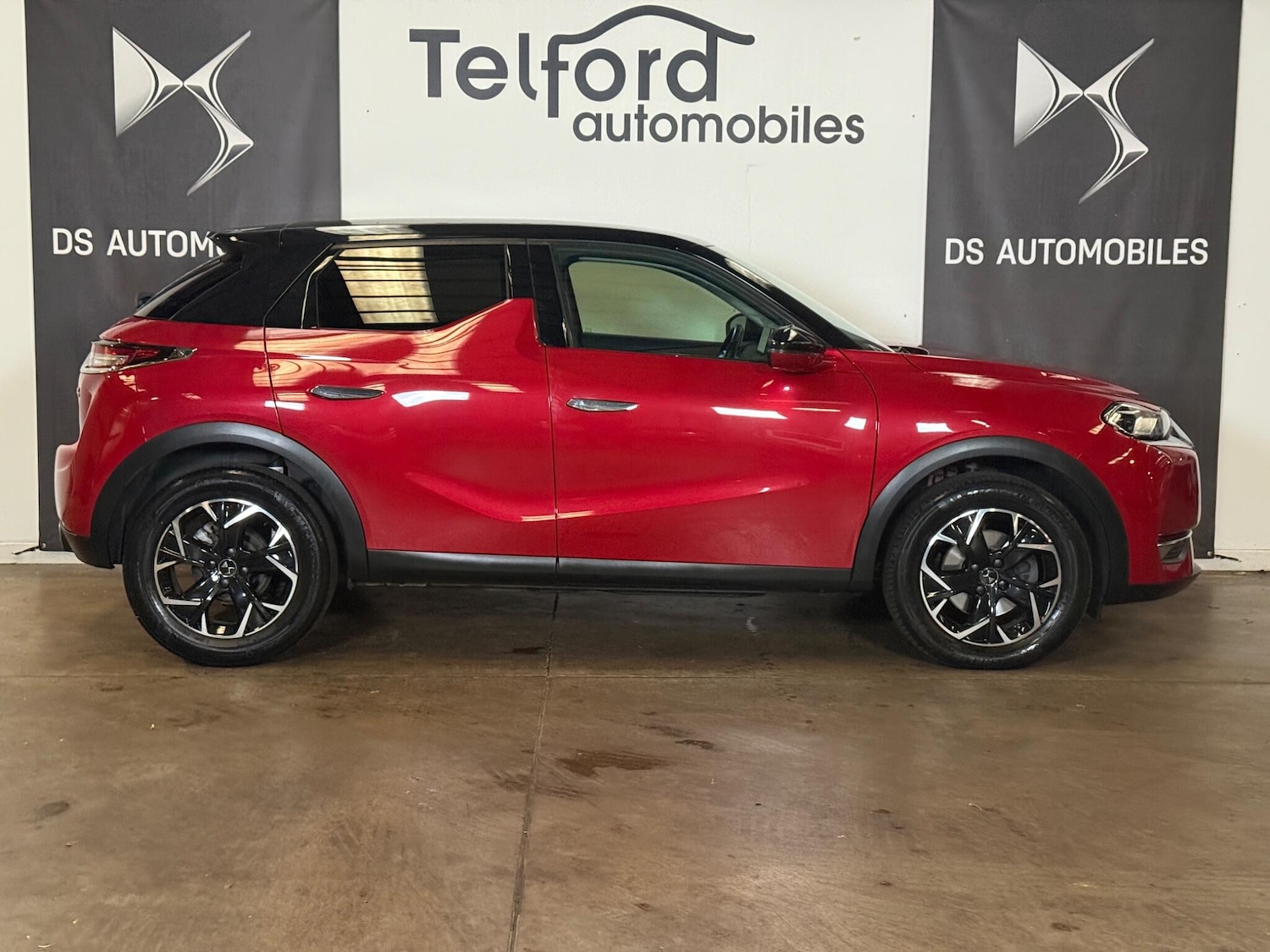 Used DS Automobiles DS 3 Crossback 2019 for sale - 76259943: Photo 6