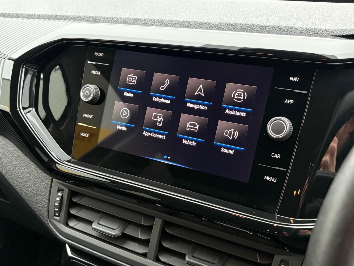 Used Volkswagen T-Cross 2024 for sale - 76965220: Photo 10