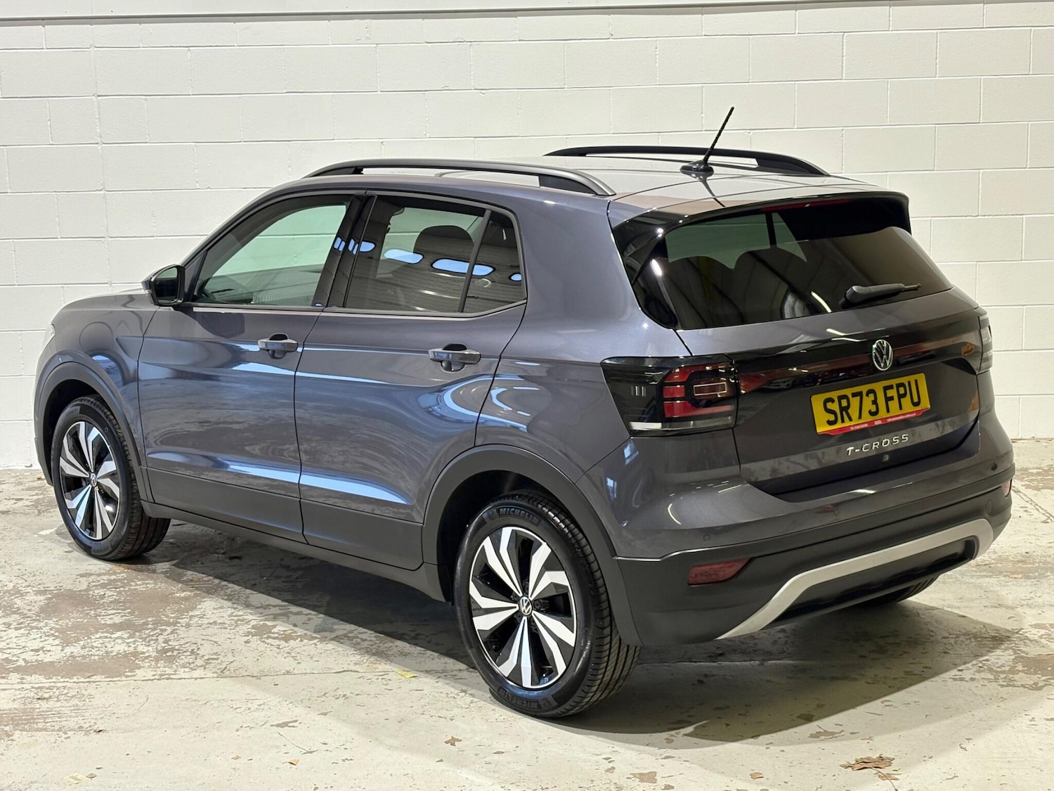 Used Volkswagen T-Cross 2024 for sale - 76965220: Photo 2