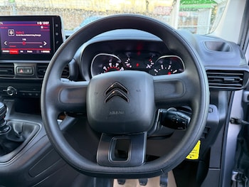 Used Citroen Berlingo 2023 for sale - 76781652: Photo