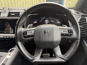 Used DS Automobiles DS 7 Crossback 2021 for sale - 76259651: Photo