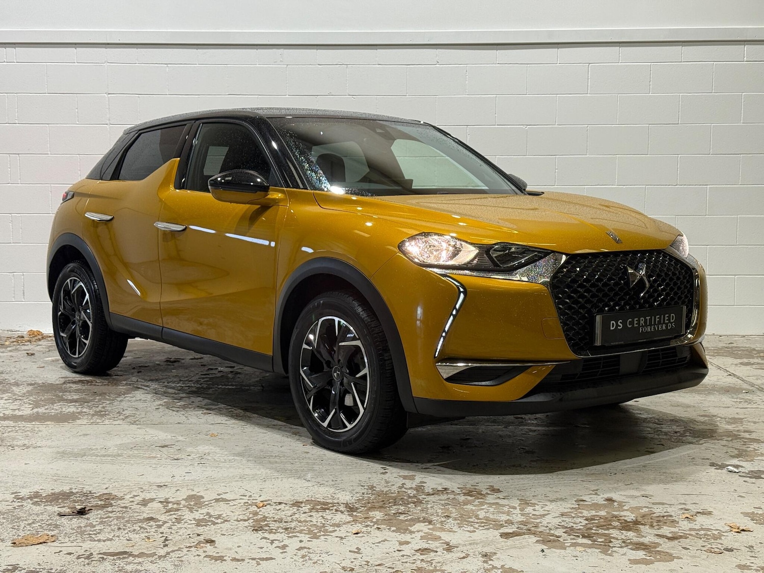 Used DS Automobiles DS 3 Crossback 2020 for sale - 76666548: Photo 2