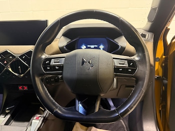 Used DS Automobiles DS 3 Crossback 2020 for sale - 76666548: Photo