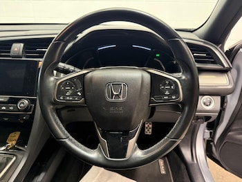 Used Honda Civic 2019 for sale - 79212914: Photo